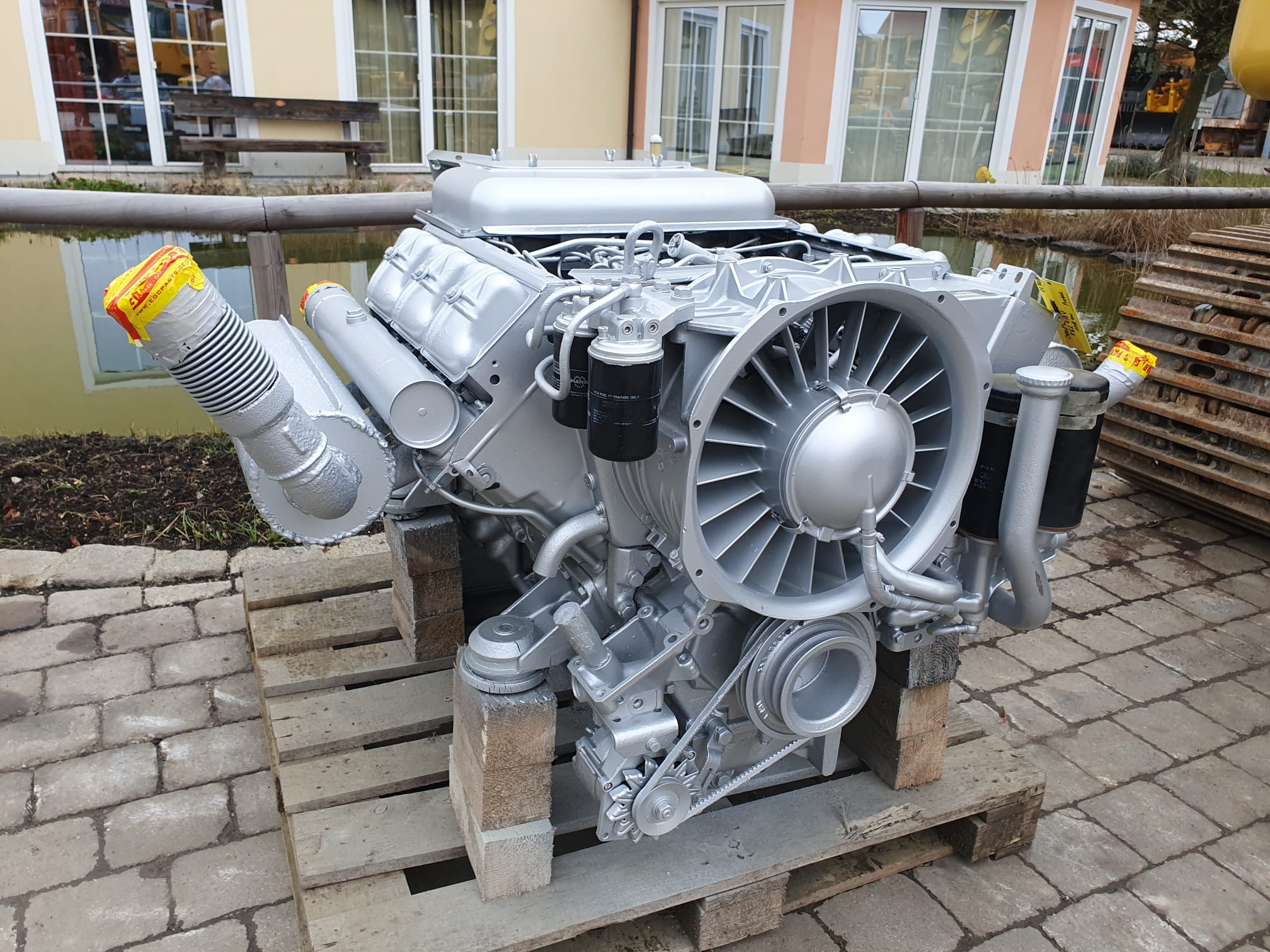 Deutz F6L413 V, Dieselmotor