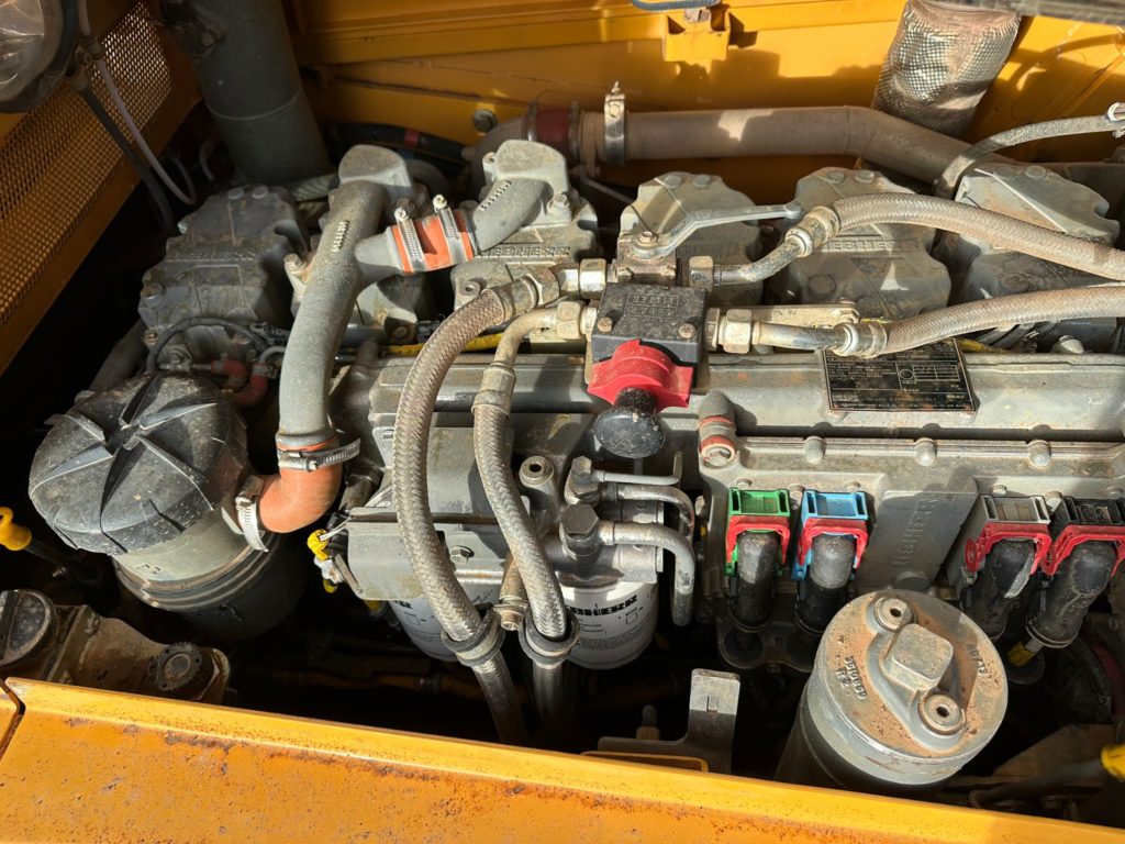 Liebherr PR 746 LGP, Planierraupe – Bild 15