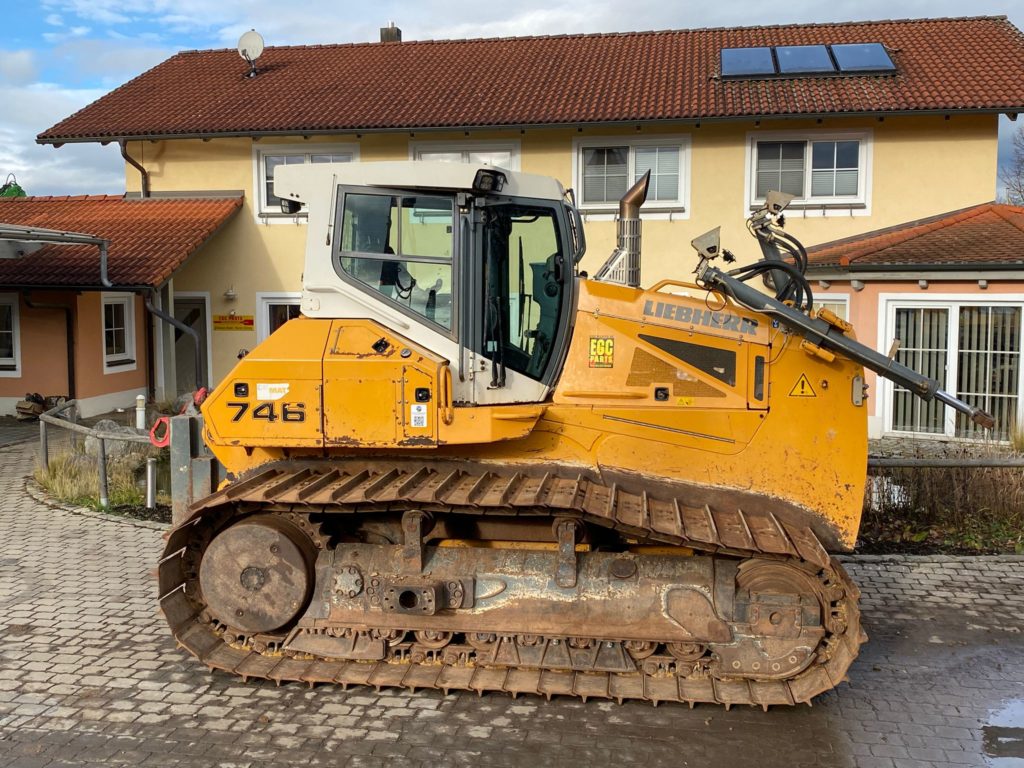 Liebherr PR 746 LGP, Planierraupe – Bild 9