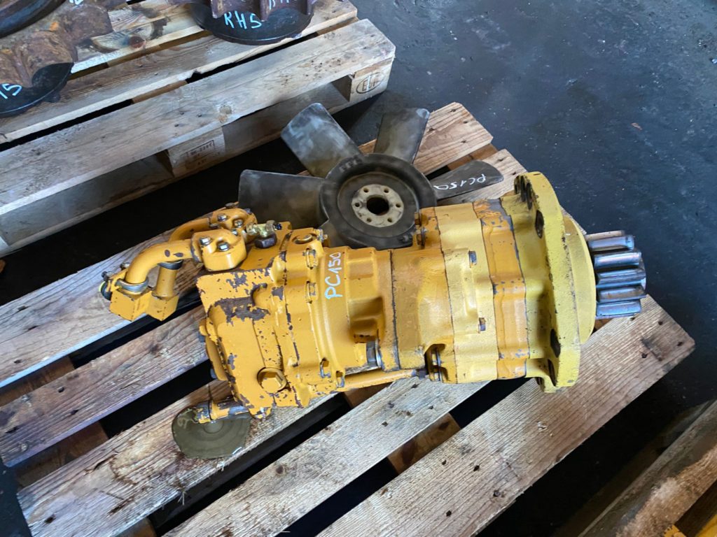 Drehwerksgetriebe aus Komatsu PC 150 – Bild 5