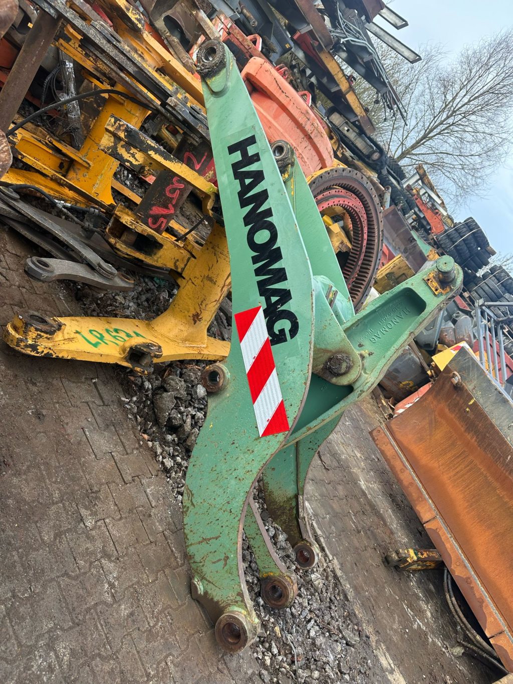 Schwinge aus Radlader Hanomag 50E – Bild 5