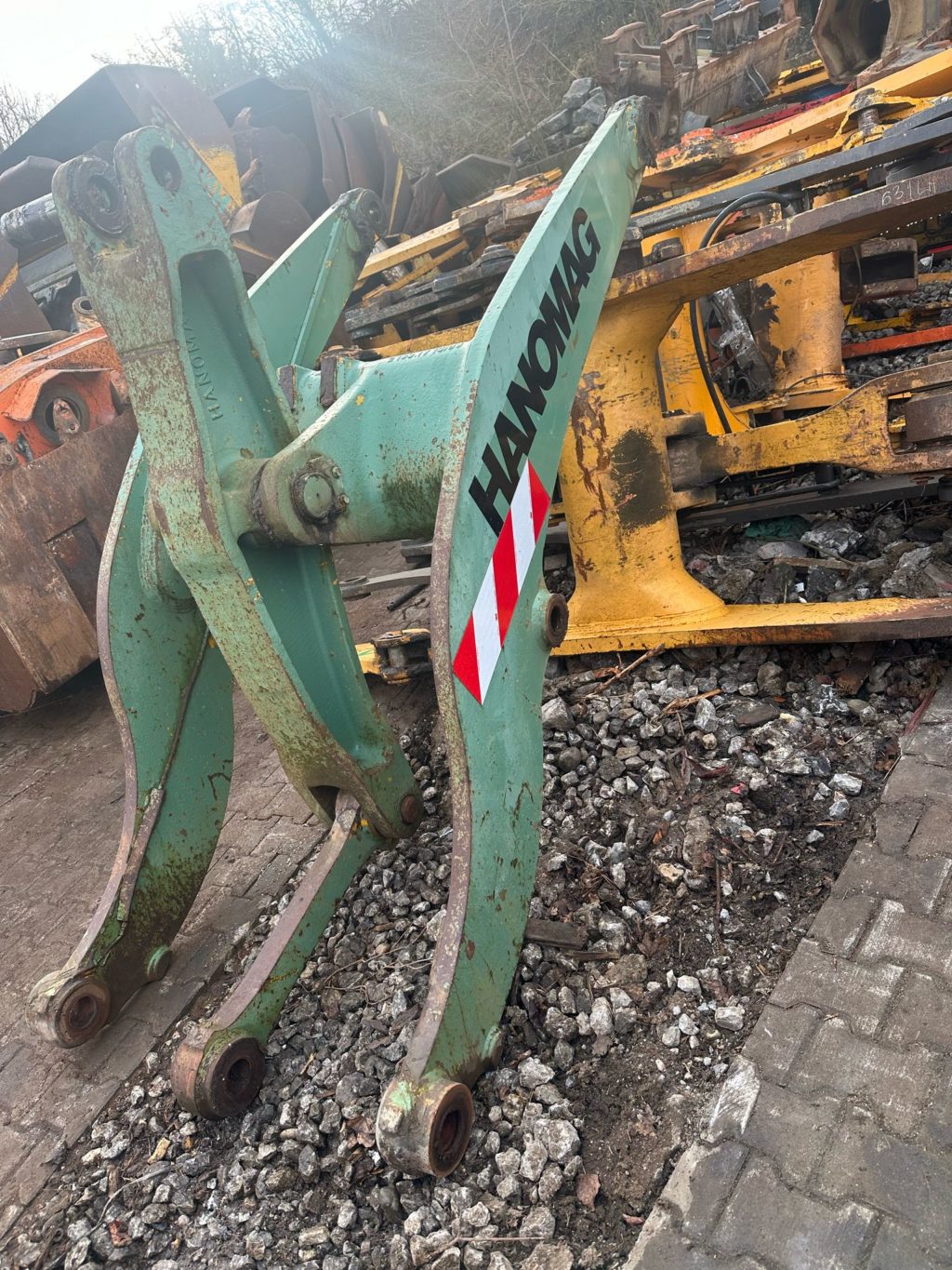 Schwinge aus Radlader Hanomag 50E – Bild 3