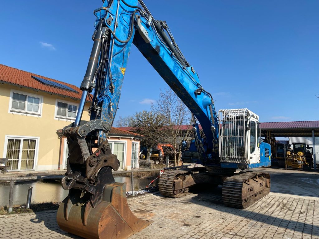 Liebherr R 934 C LIT, Kettenbagger – Bild 4