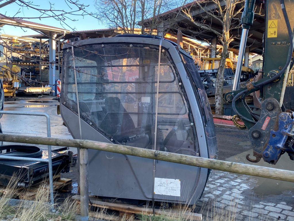 Kabine aus Hitachi ZX 225 – Bild 6