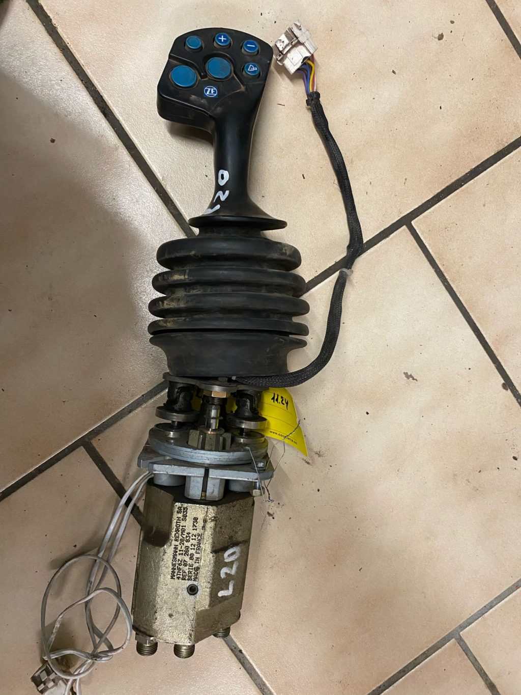Joystick aus O&K L 20, Radlader