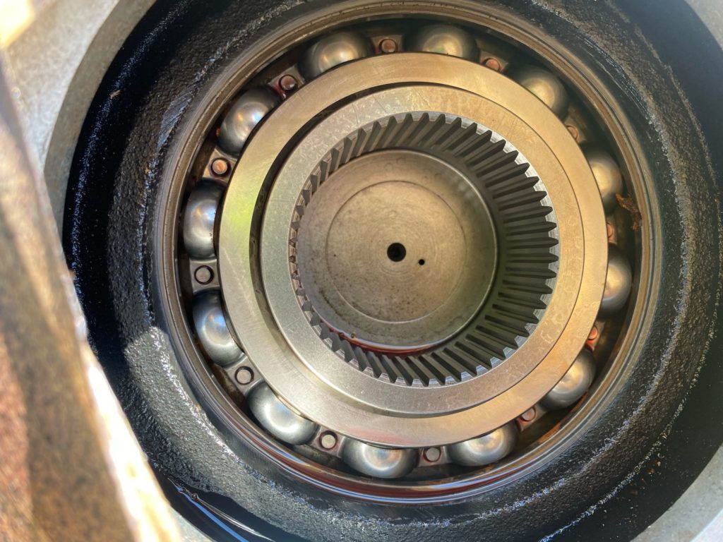 Getriebe aus Radlader Liebherr L580 – Bild 7