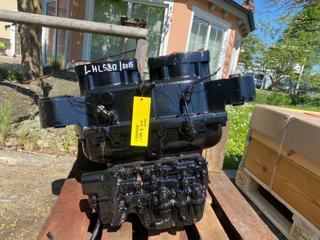 Getriebe aus Radlader Liebherr L580 – Bild 6
