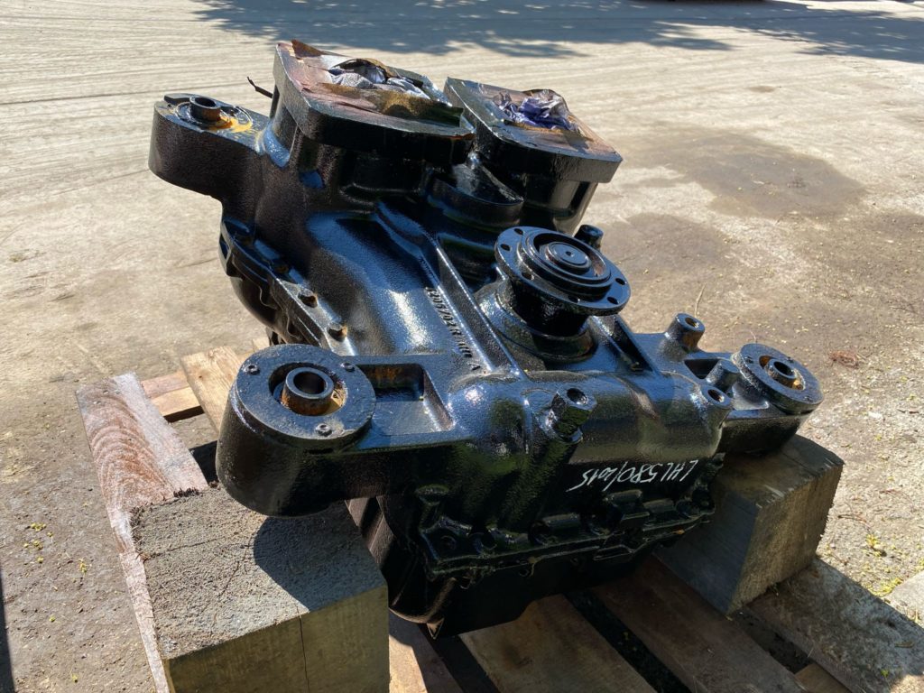 Getriebe aus Radlader Liebherr L580 – Bild 3