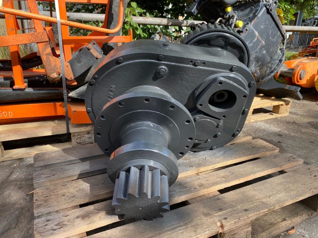 Drehwerksgetriebe aus Hanomag Kettenbagger – Bild 5