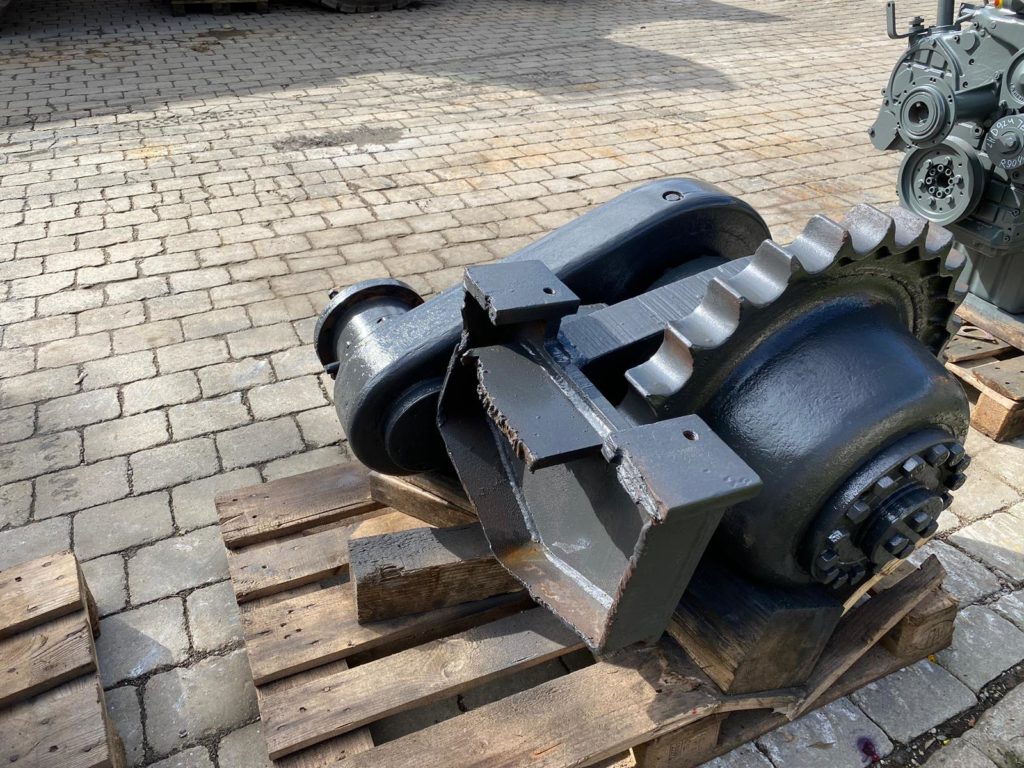 Endantrieb aus Hanomag Kettenbagger – Bild 2