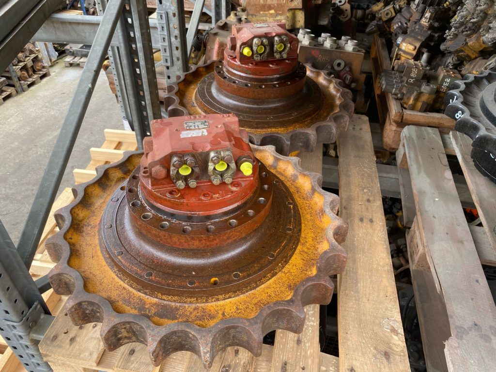 Endantrieb aus Komatsu PC 150 – Bild 6