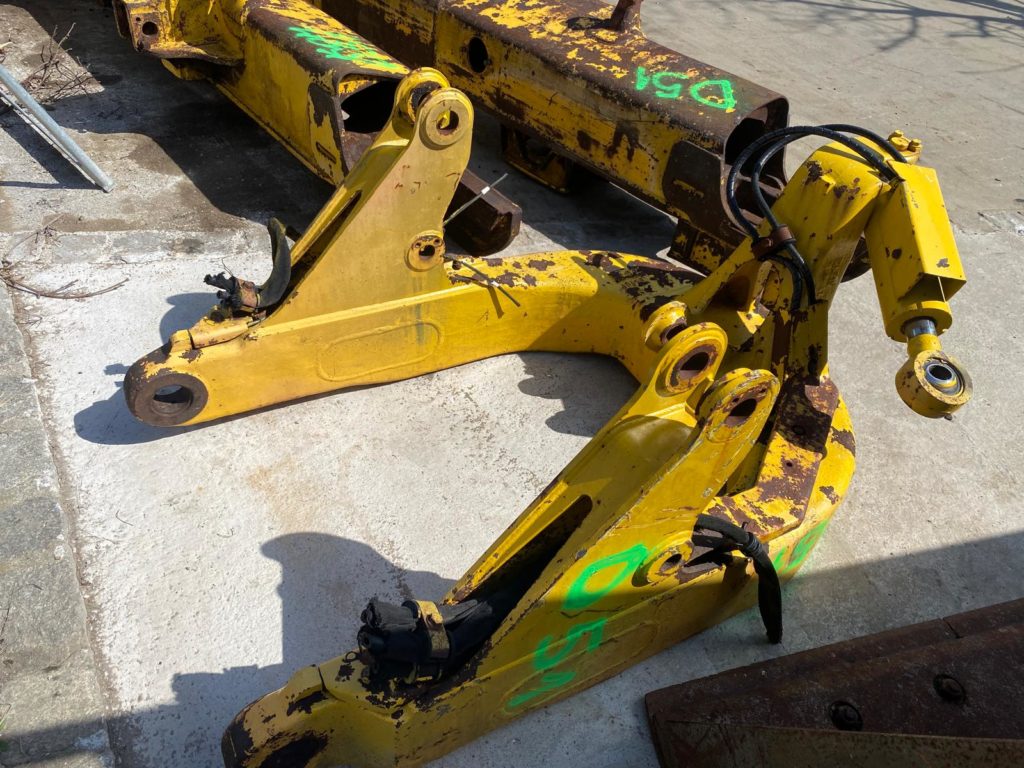 Schwenkbock  aus  Komatsu D51 PX