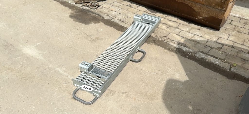 Aufstieg aus Liebherr Bagger – Bild 3