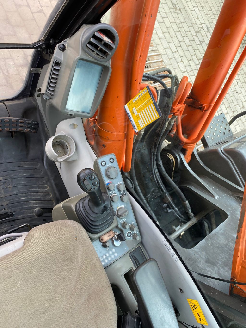 Hitachi ZX 350 LCN -5B, Kettenbagger – Bild 8