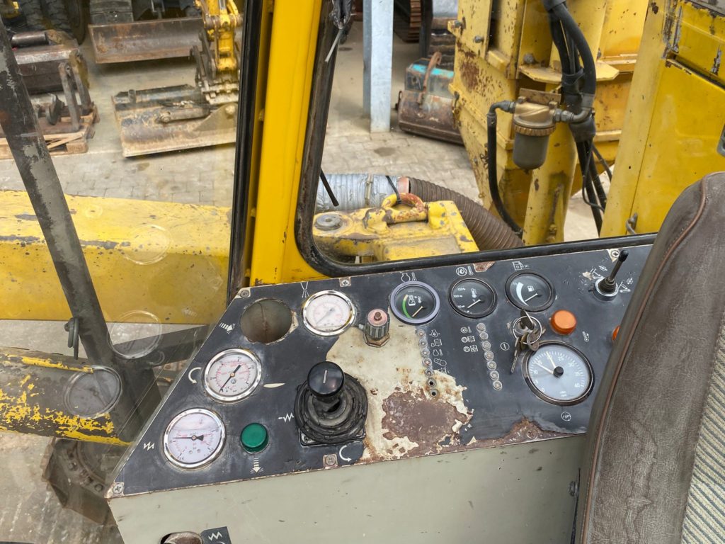 Böhler TC 118 D, Raupenbohrgerät – Bild 11