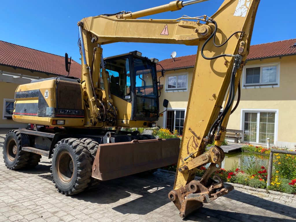 CAT M 312, Mobilbagger – Bild 2