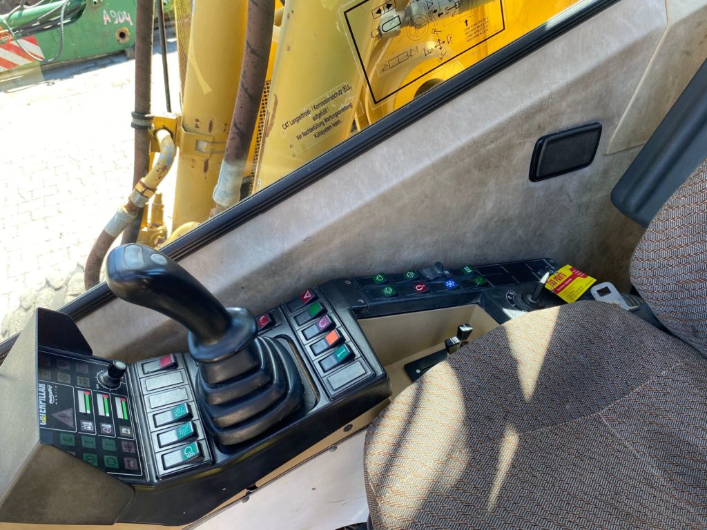 CAT M 312, Mobilbagger – Bild 3