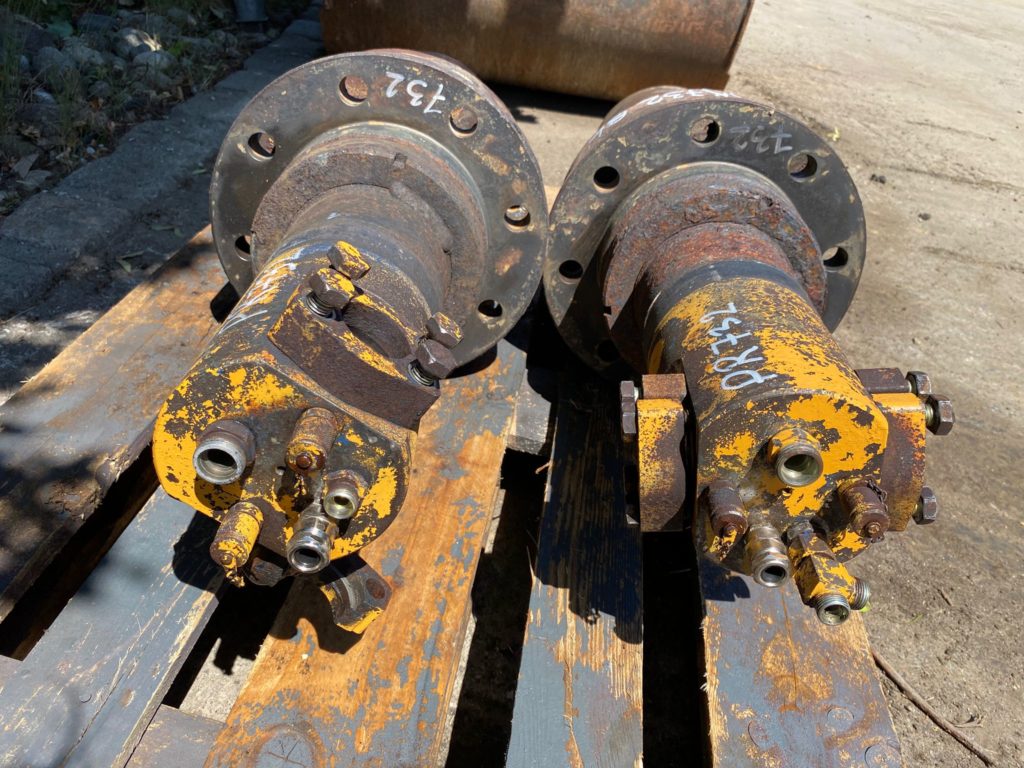 Drehdurchführung aus Liebherr PR 732 – Bild 6