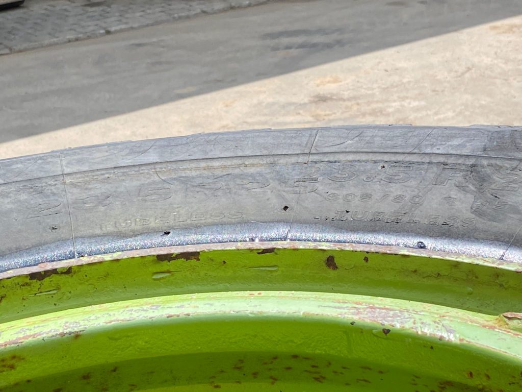 Reifen 23,5R 25 aus Dumper Terex 3066 – Bild 7