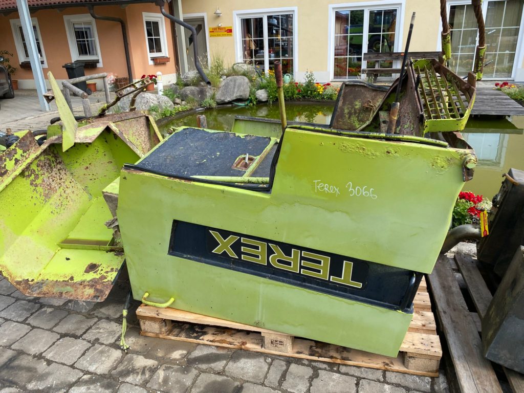 Karosserieteile  aus Terex 3066 , Dumper – Bild 7