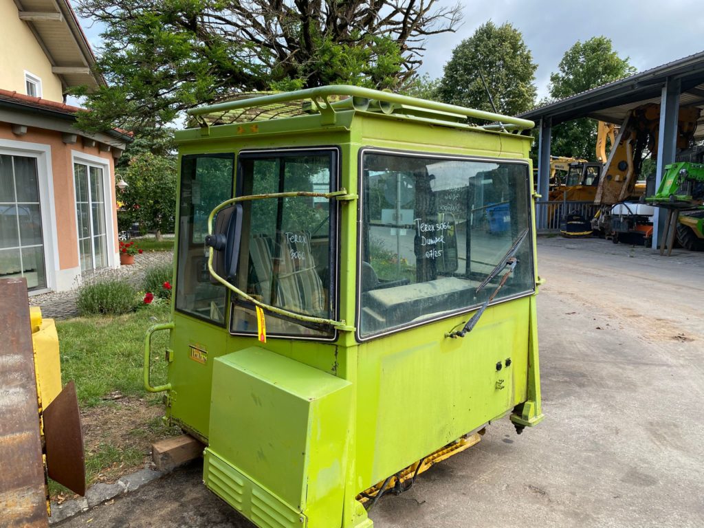 Kabine  aus  Terex 3066, Dumper – Bild 2