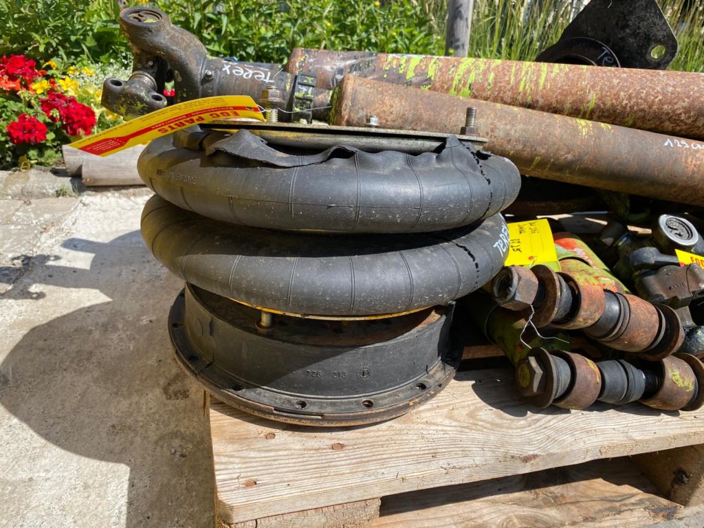 Ersatzteile aus Terex 3066, Dumper – Bild 2