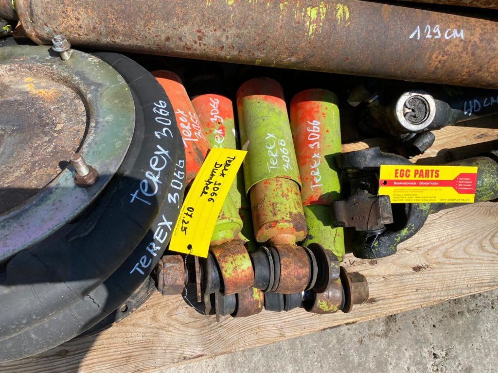 Ersatzteile aus Terex 3066, Dumper – Bild 4