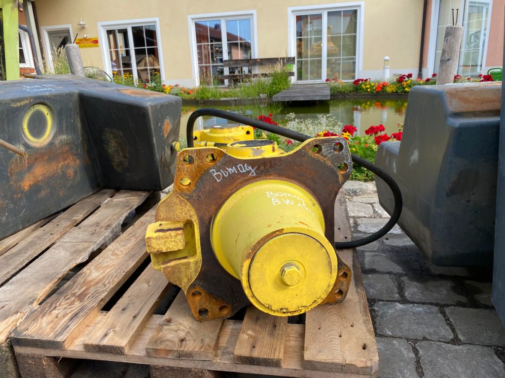 Hydraulikzylinder aus Bomag BW 144 – Bild 7