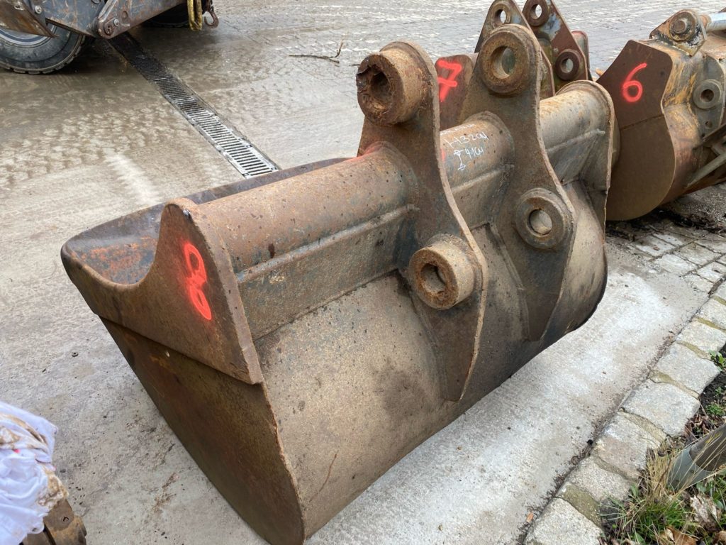 Löffel Breite 138cm Nr 8
