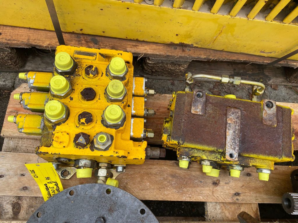 Steuerblock aus Furukawa 320E – Bild 6