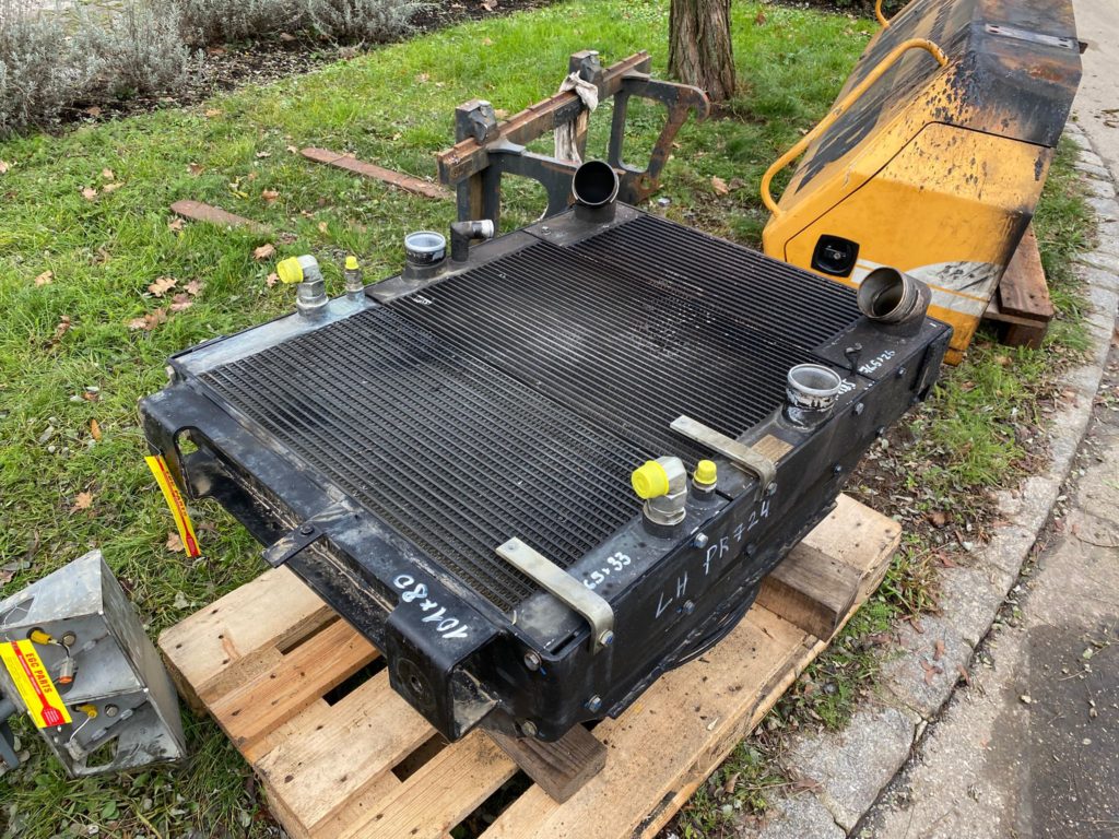 Kühler aus Liebherr PR 724 LPG – Bild 3