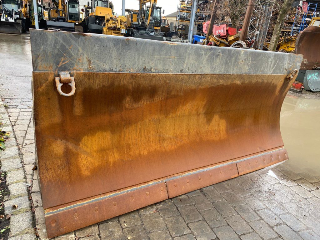 Schild aus Liebherr PR724 LGP – Bild 8