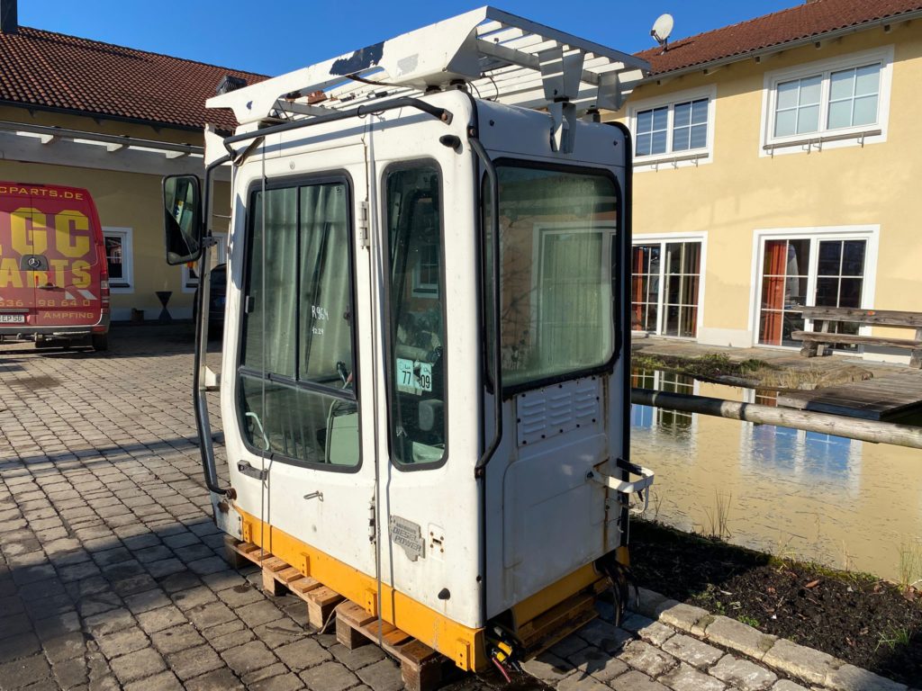 Kabine aus Liebherr R964 B – Bild 3