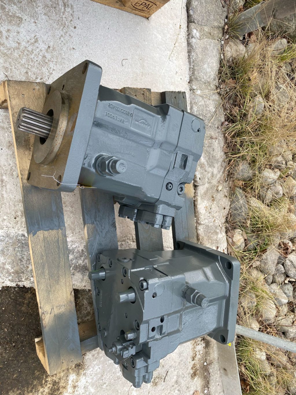 Fahrmotor Linde HMV 210, aus Liebherr PR 724 – Bild 5