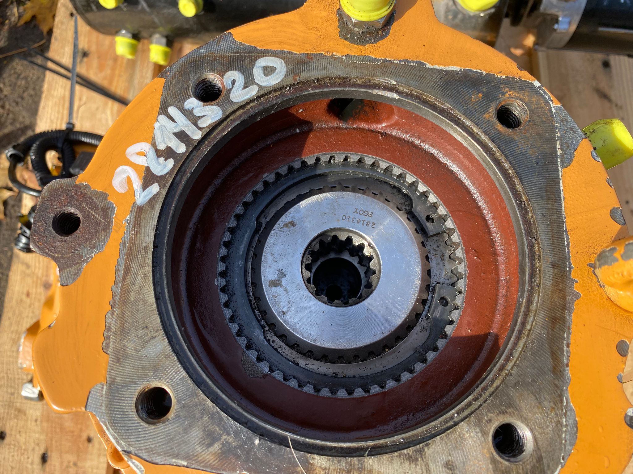 Drehwerksgetriebe aus Case WX 165 – Bild 4