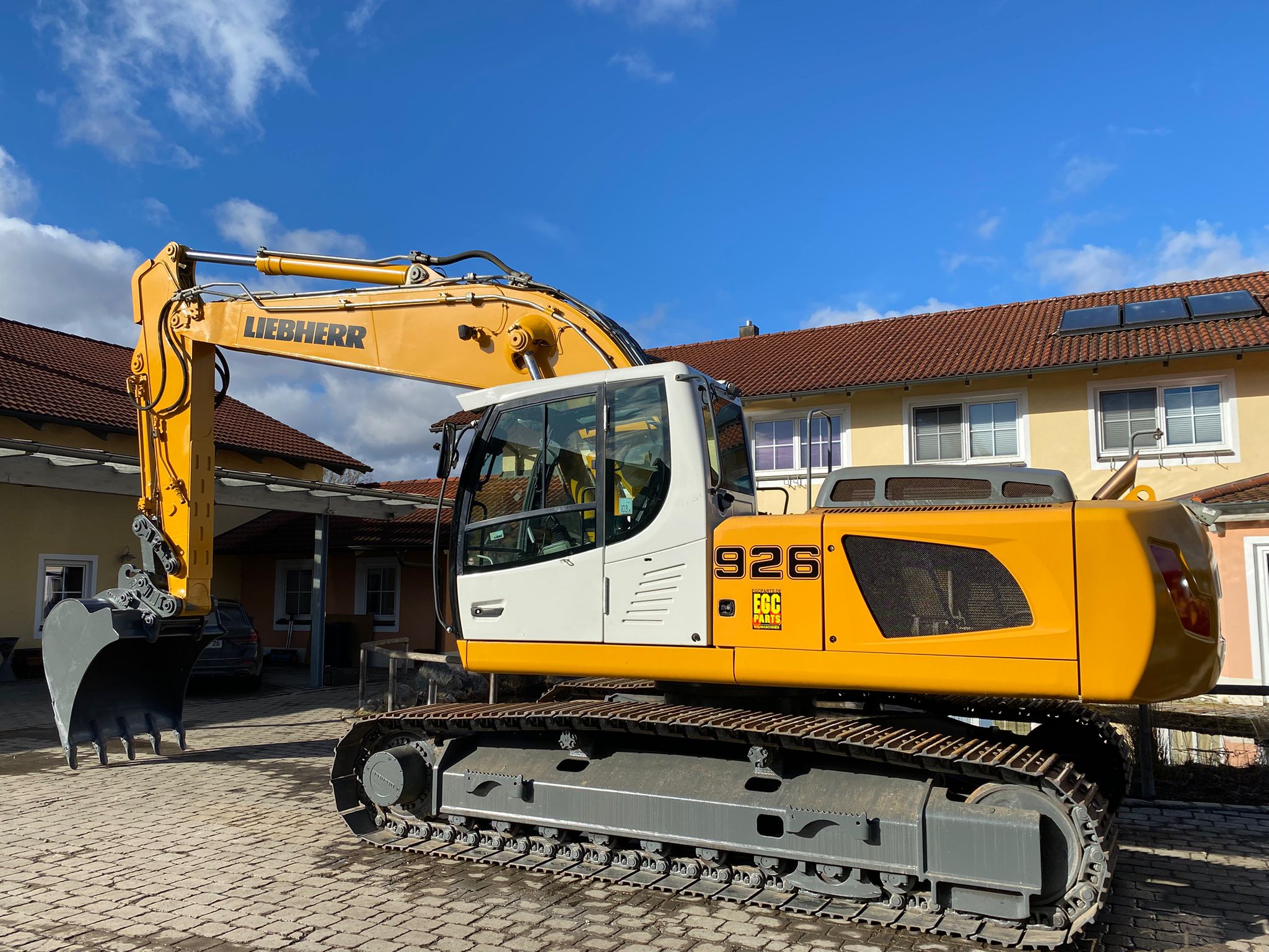 Kettenbagger Liebherr R 926 LC, Monoblock – Bild 3