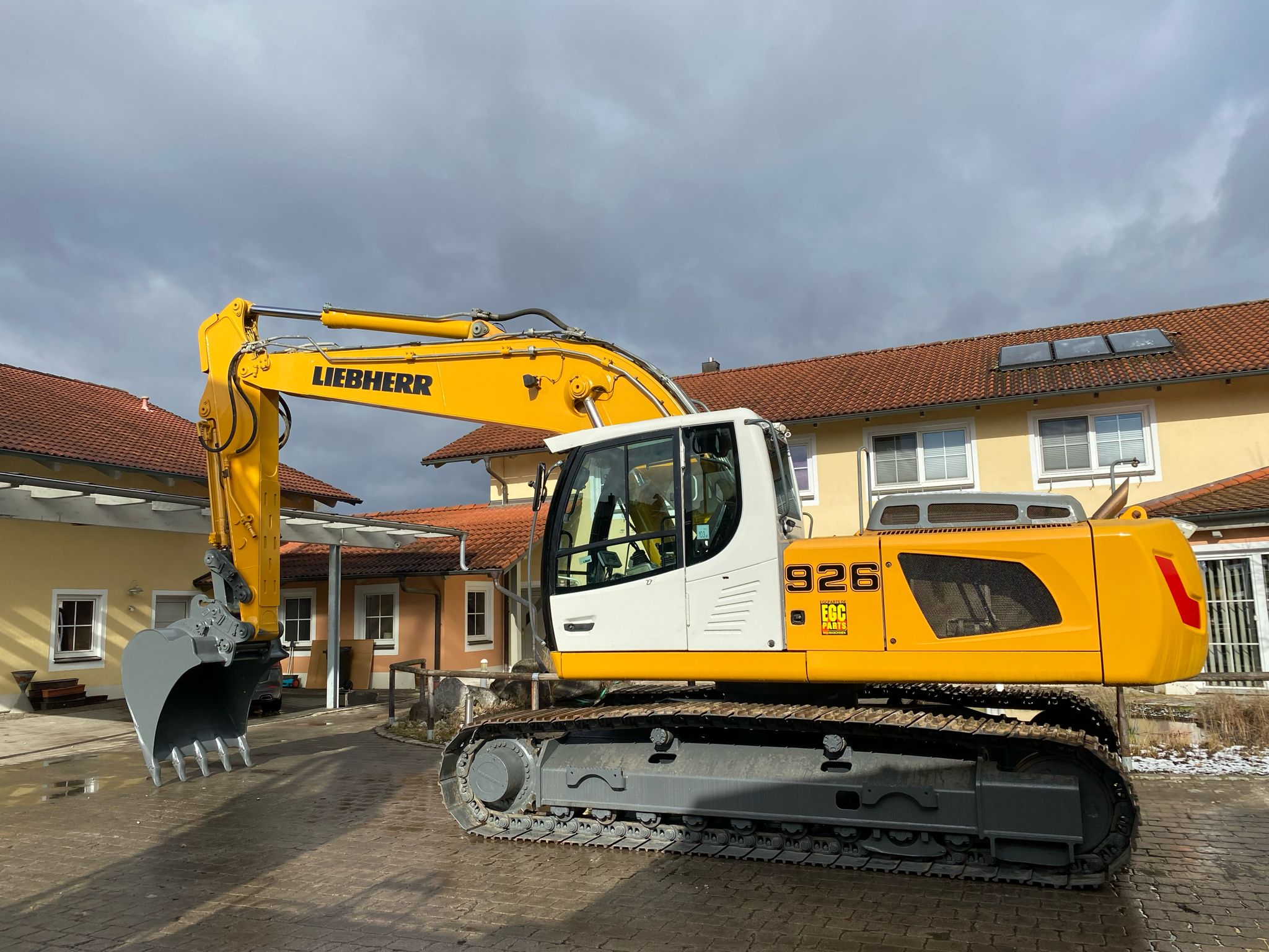 Kettenbagger Liebherr R 926 LC, Monoblock – Bild 5