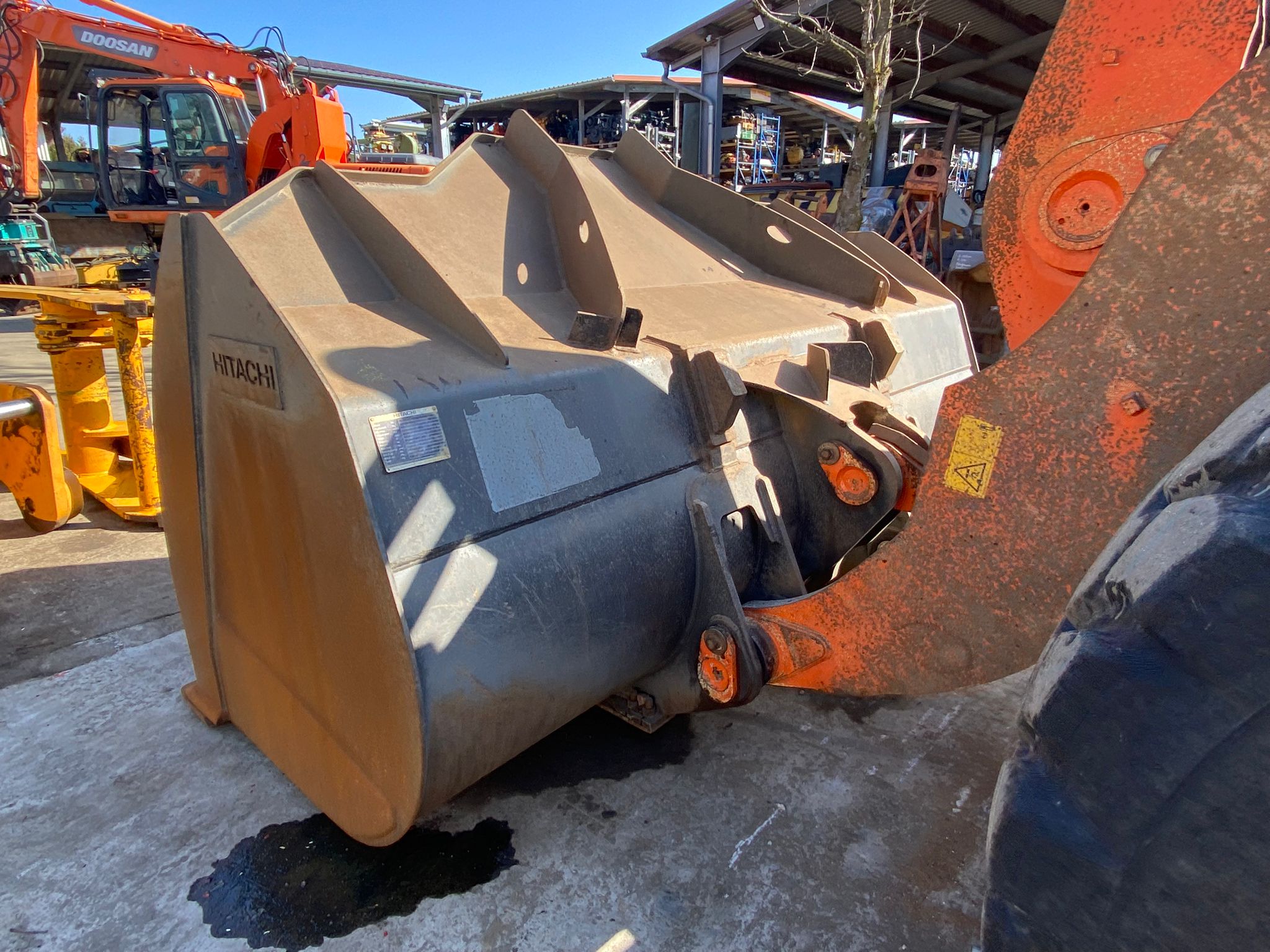 Hitachi ZW 330-6, Radlader – Bild 9