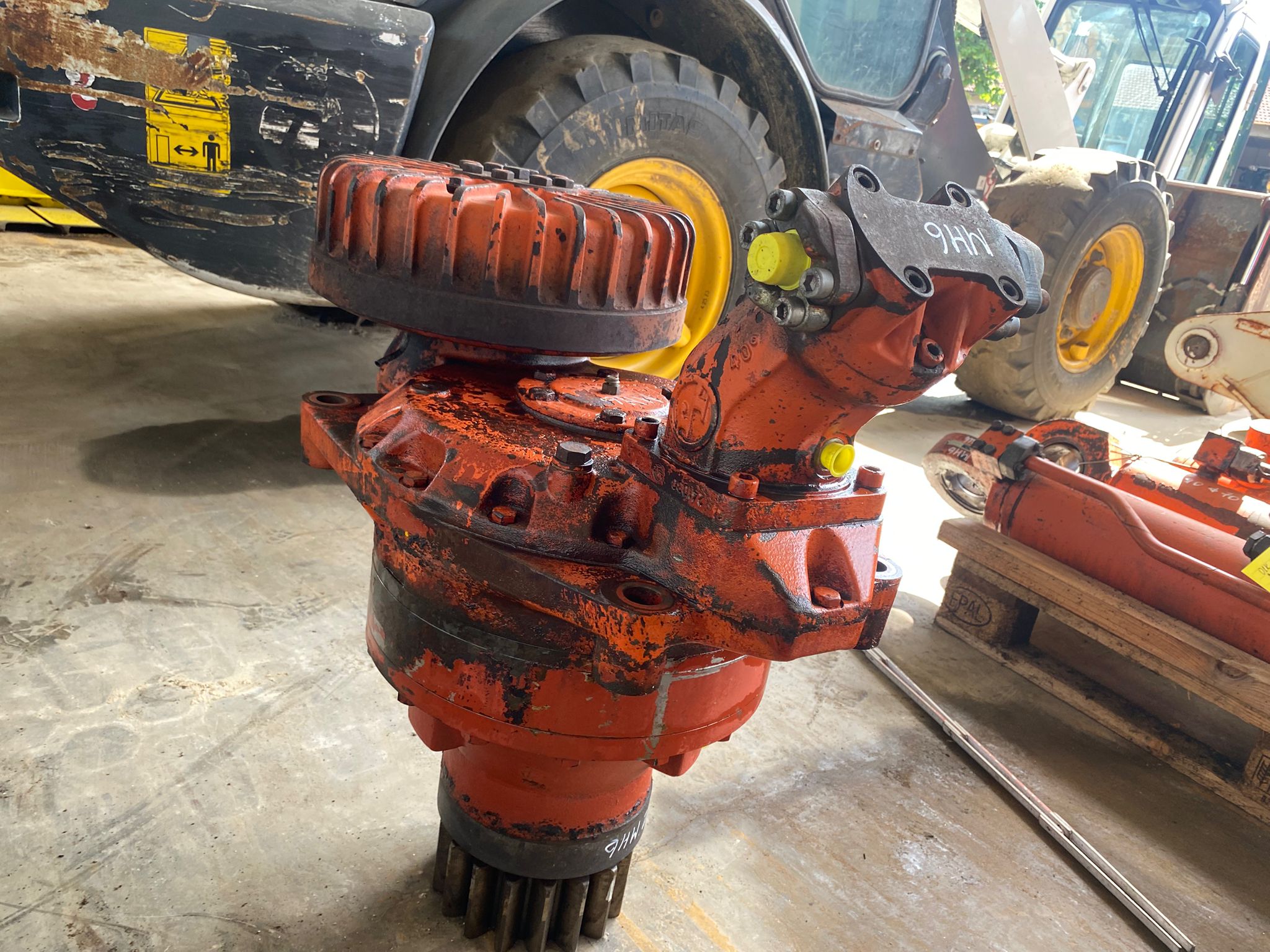 Drehwerksgetriebe aus O&K MH 6 – Bild 2