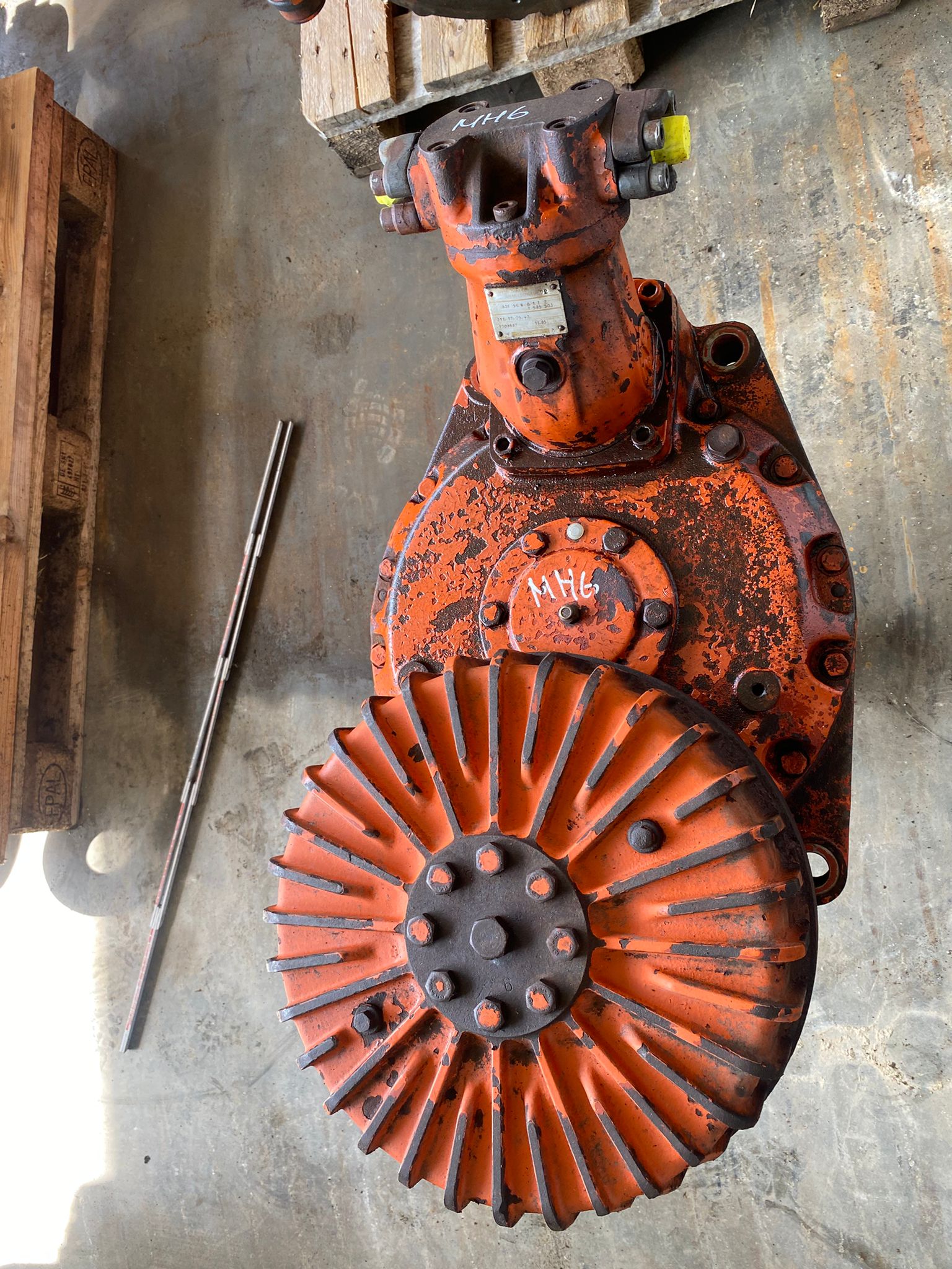 Drehwerksgetriebe aus O&K MH 6 – Bild 3