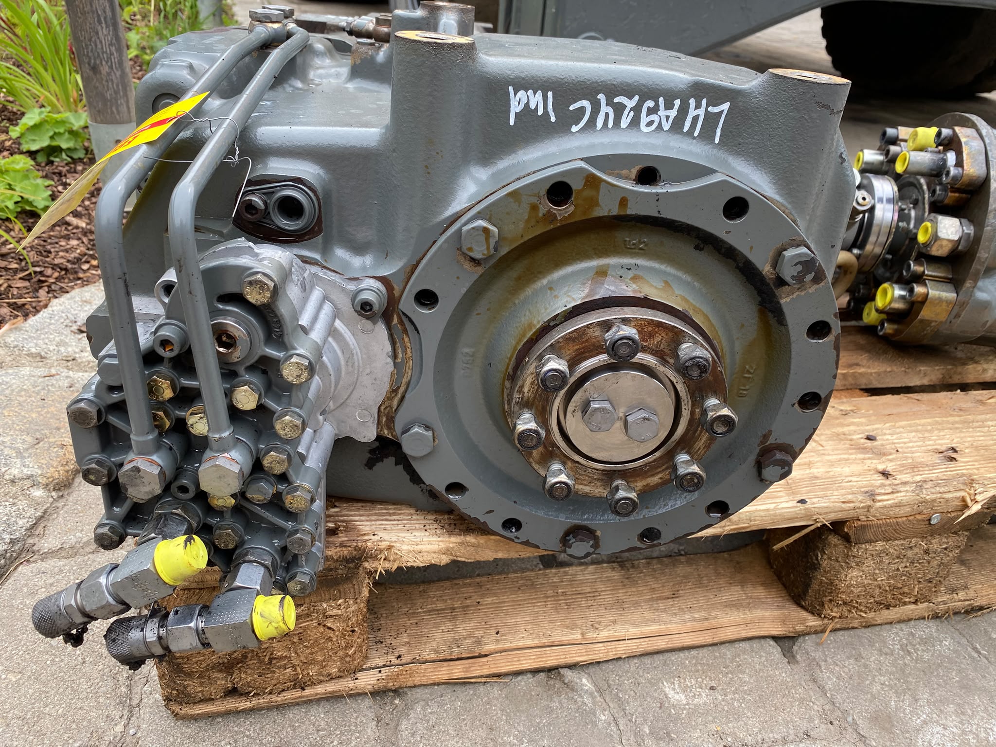 Achsverteilergetriebe aus Liebherr A924C