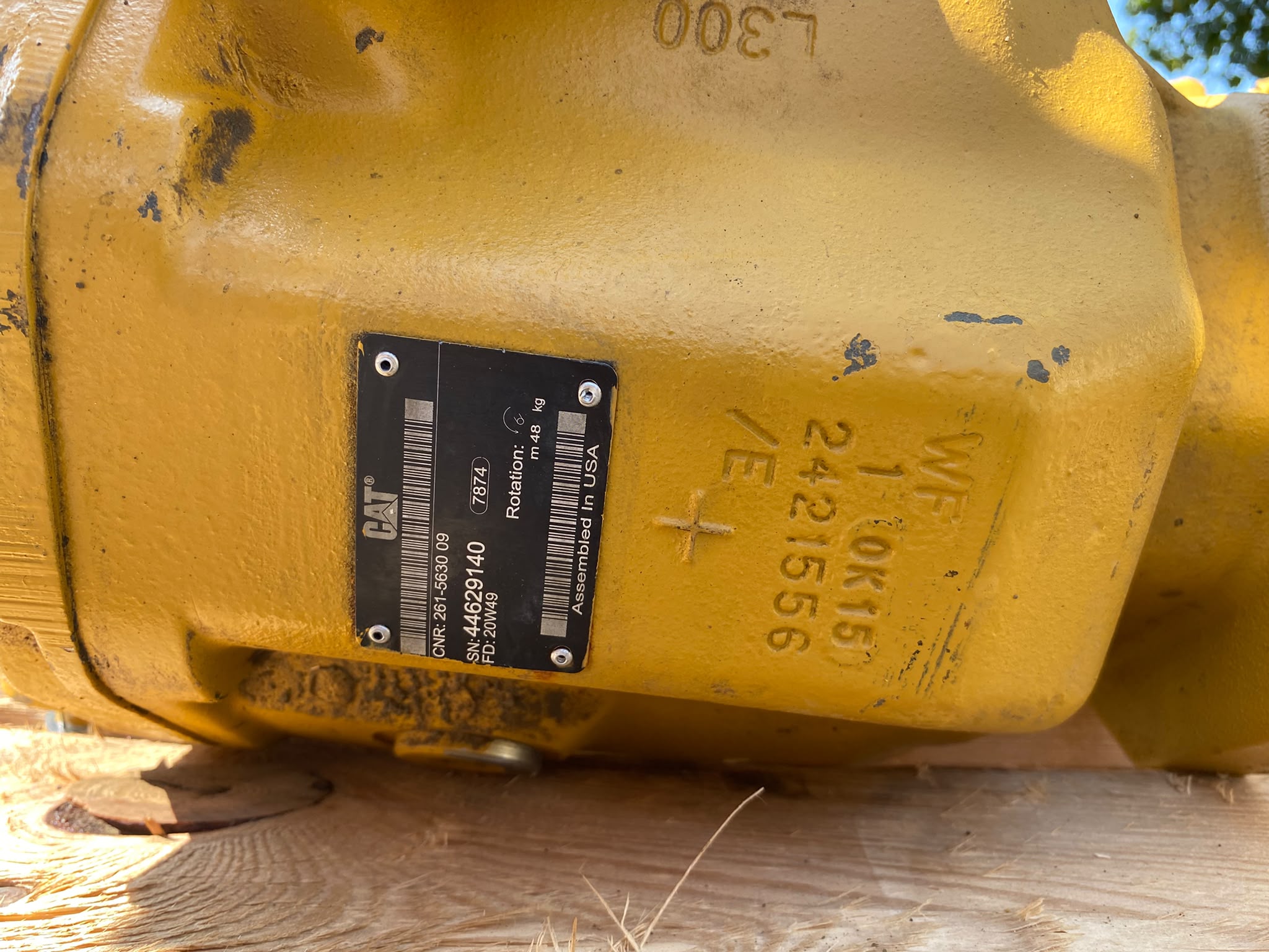 Kolbenpumpe CAT 261-5630 aus Dumper CAT G 777 – Bild 3