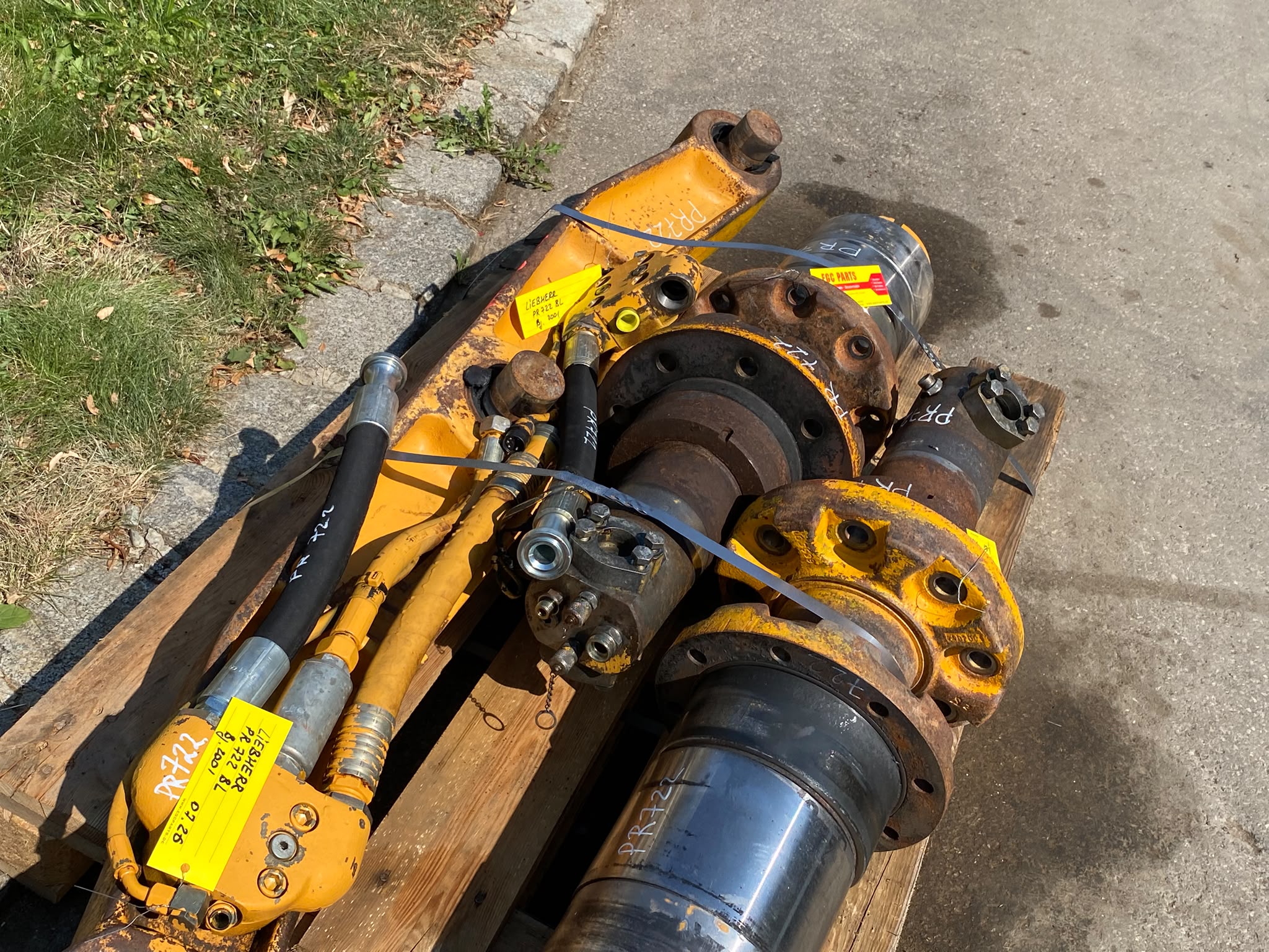 Drehdurchführung aus Liebherr PR 722 – Bild 6
