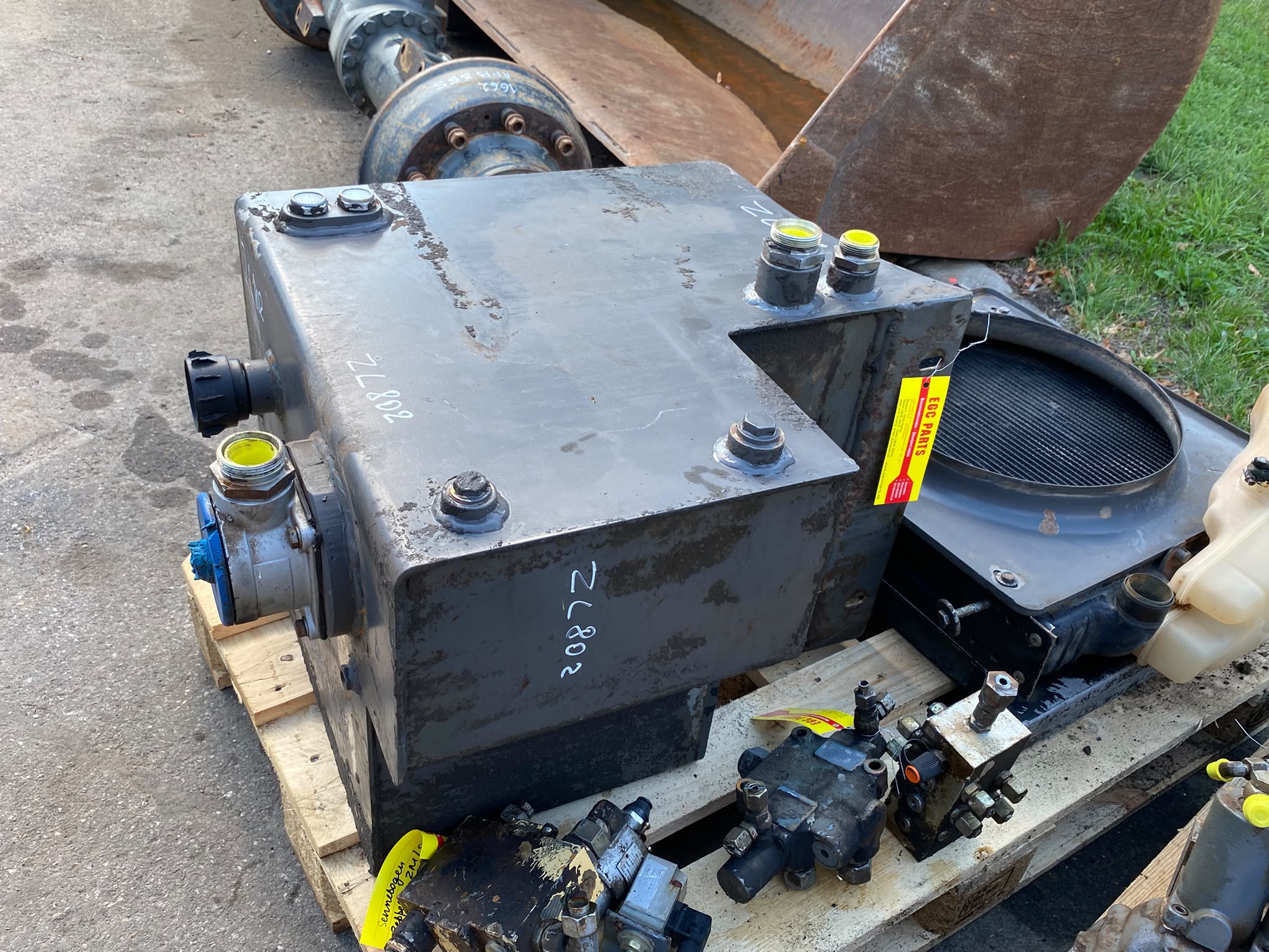 Dieseltank, Hydrauliktank aus Zettelmeyer ZL 802
