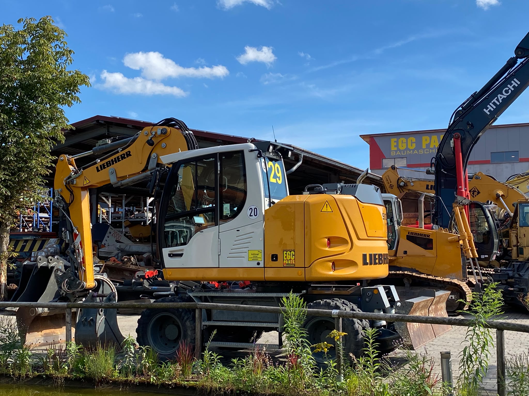 Liebherr A910 compact , Mobilbagger – Bild 6