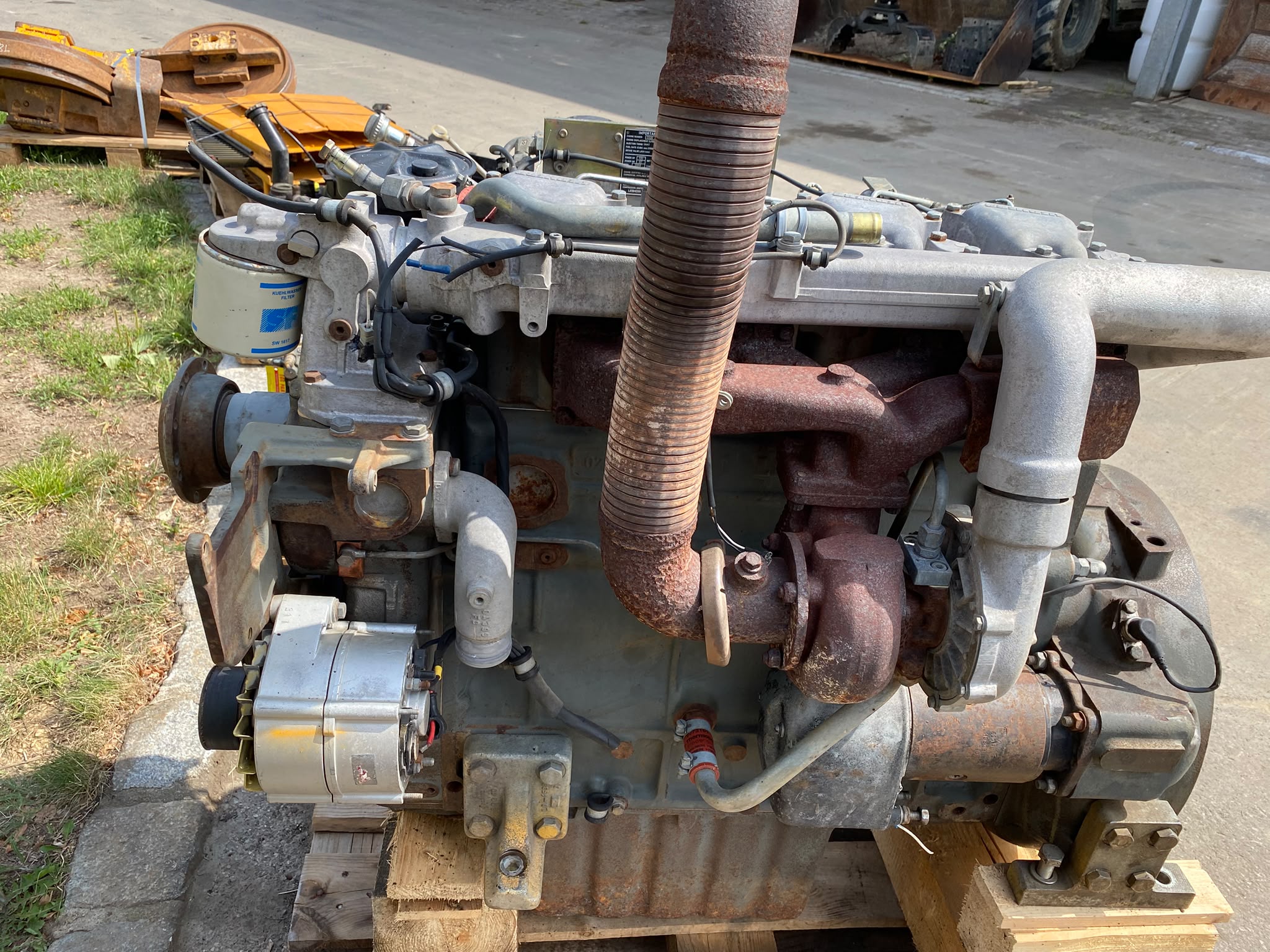 Liebherr D924 TE A1, Dieselmotor aus Liebherr PR 722 – Bild 9
