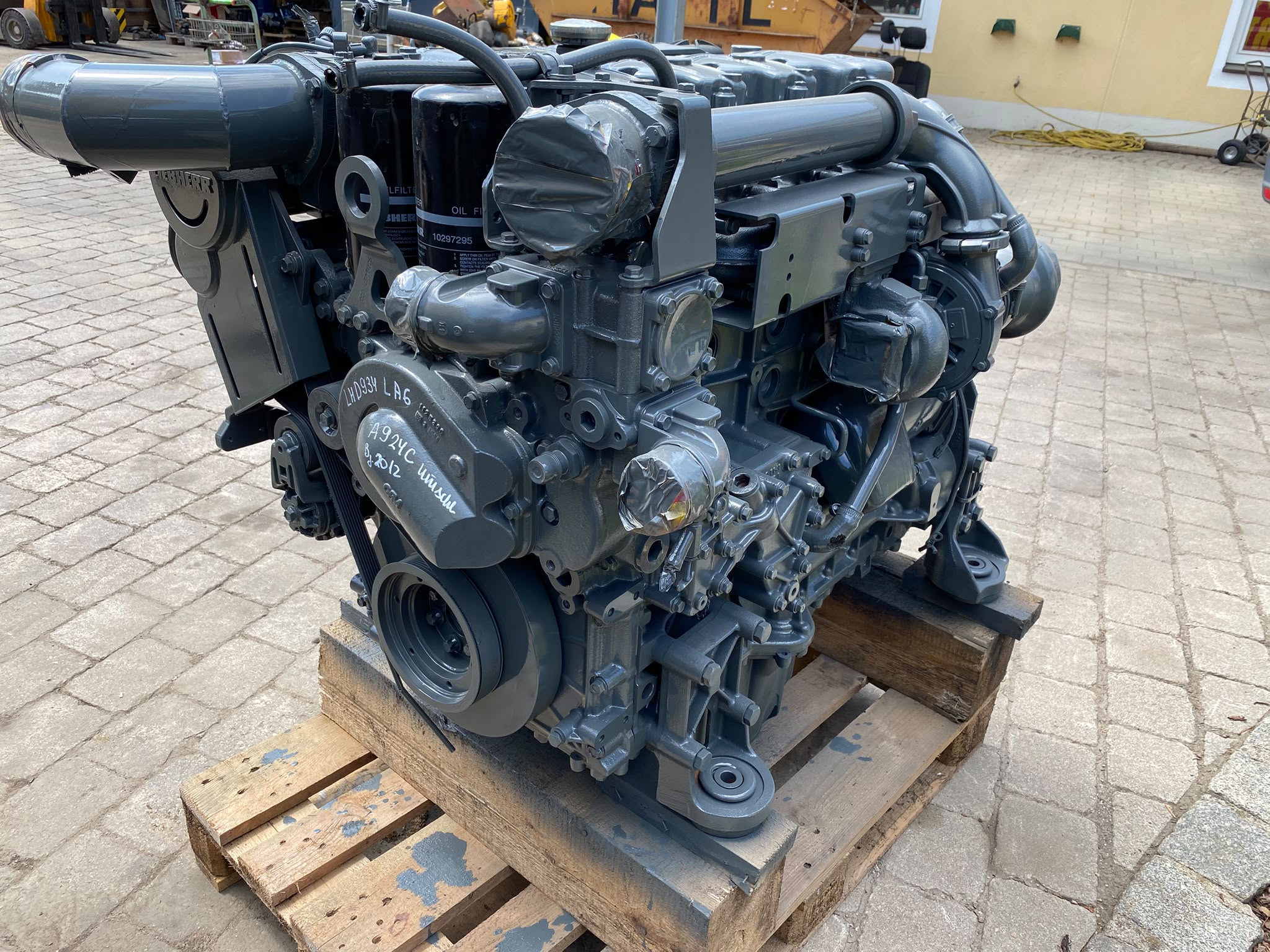 Liebherr D934L A6, Dieselmotor aus Liebherr A924C – Bild 2