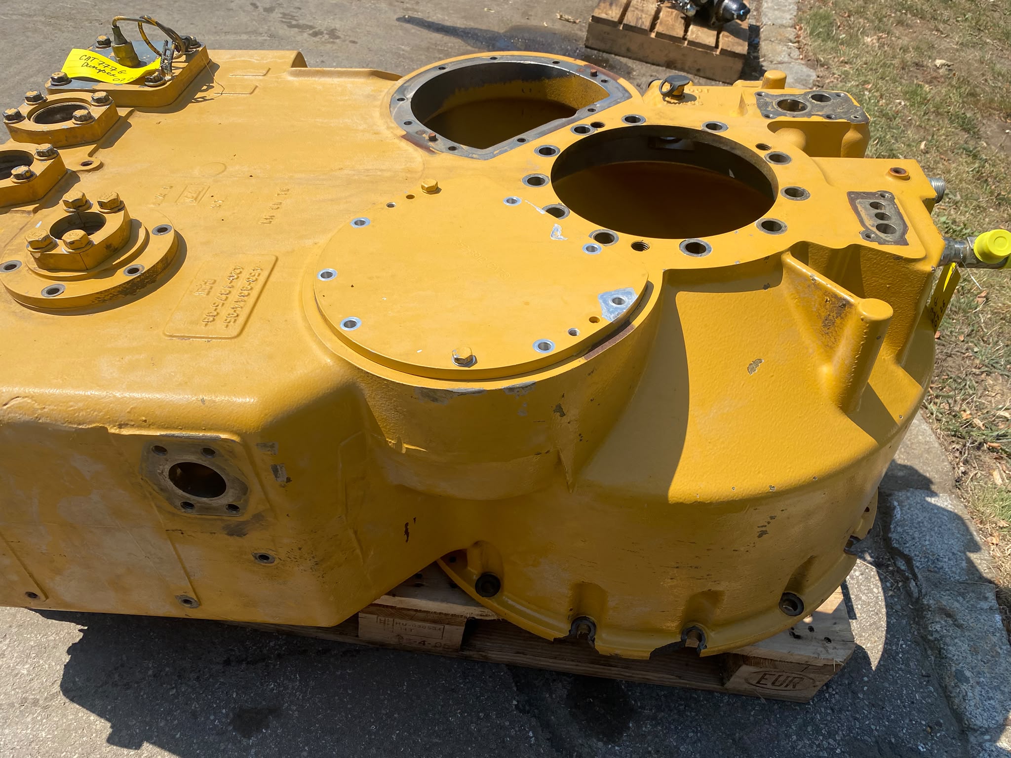 Drehmomentwandler Gehäuse aus CAT 777G, Dumper – Bild 5