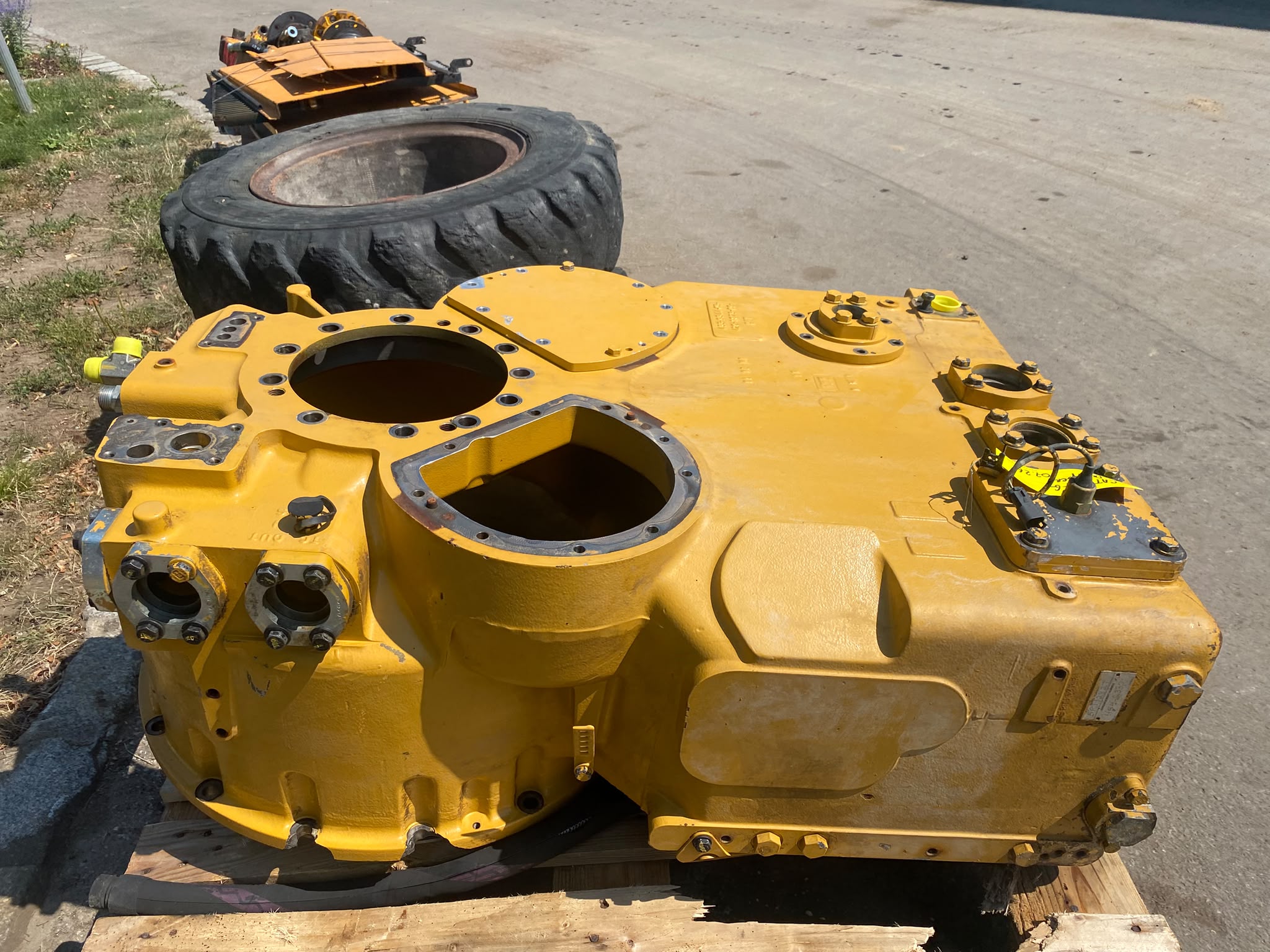 Drehmomentwandler Gehäuse aus CAT 777G, Dumper – Bild 8