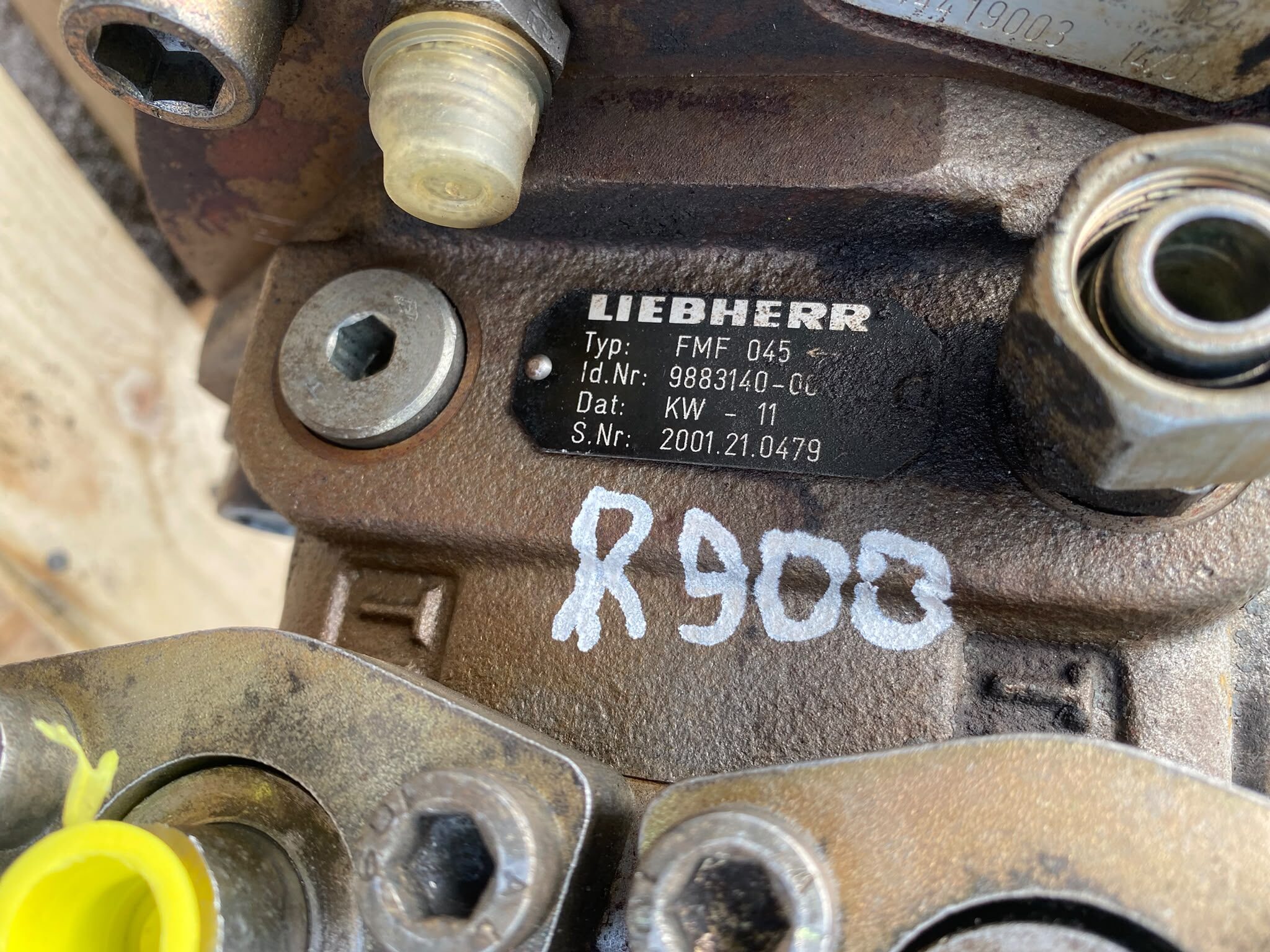 Drehwerksgetriebe Liebherr SAT 225 /220 aus Liebherr R900B – Bild 3